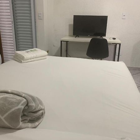 Pousada Internacional Eas 10Min Aeroporto 瓜卢流斯 外观 照片