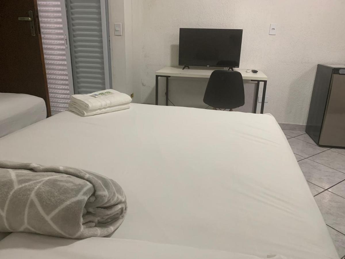 Pousada Internacional Eas 10Min Aeroporto 瓜卢流斯 外观 照片